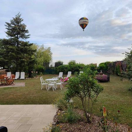 Hotel La Maison Genevier - Chambre La Family Montreuil-en-Touraine Exteriér fotografie